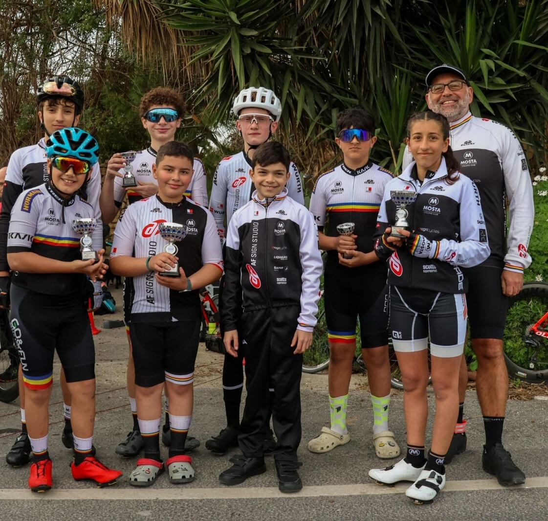 Mosta Podiums